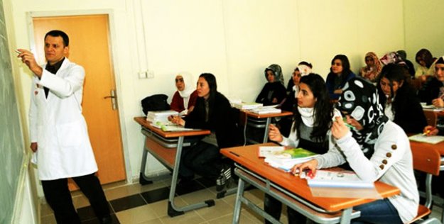 Dershane Zirvesi Başladı