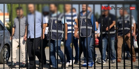 Niğde'de 32 kamu görevlisi gözaltına alındı