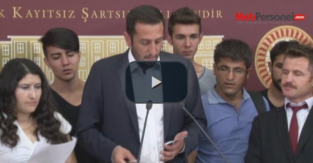 Öğretmen adayları Meclis'te diplomalarını yırttı (VİDEO)