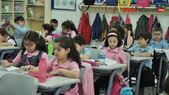 Eğitim-İş okul giderlerini araştırdı  Birinci sınıfa başlamak 1153 lira