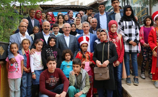 Eğitim Bir Sen Mardin şubesi yetimlerle buluştu