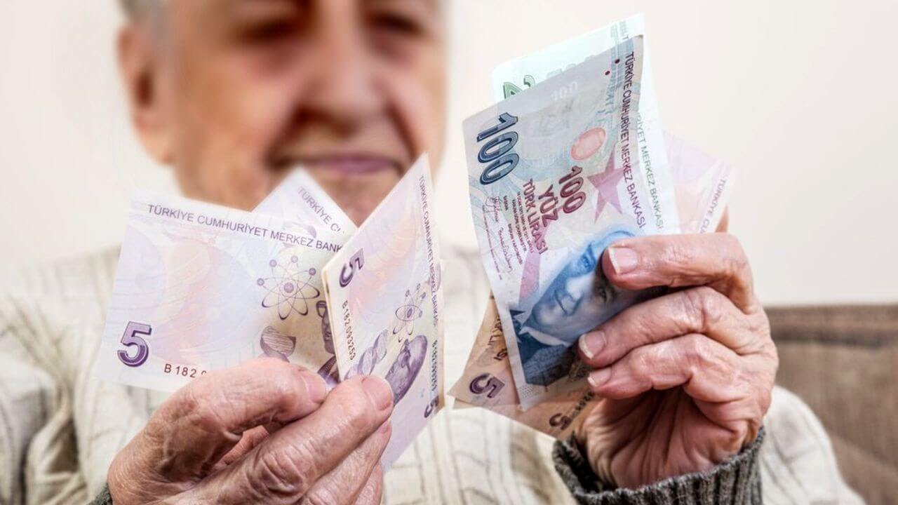 Yapıkredi bankasından yüksek promosyon teklifi: Emekliler artık Yapıkredi bankasından maaş almak isteyecek