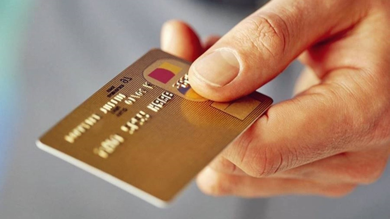 Kredi kartı kullanıcıları müjde! Nisan ayında kredi kullanıcılarına, 9.300 TL ödeme yapılacak...