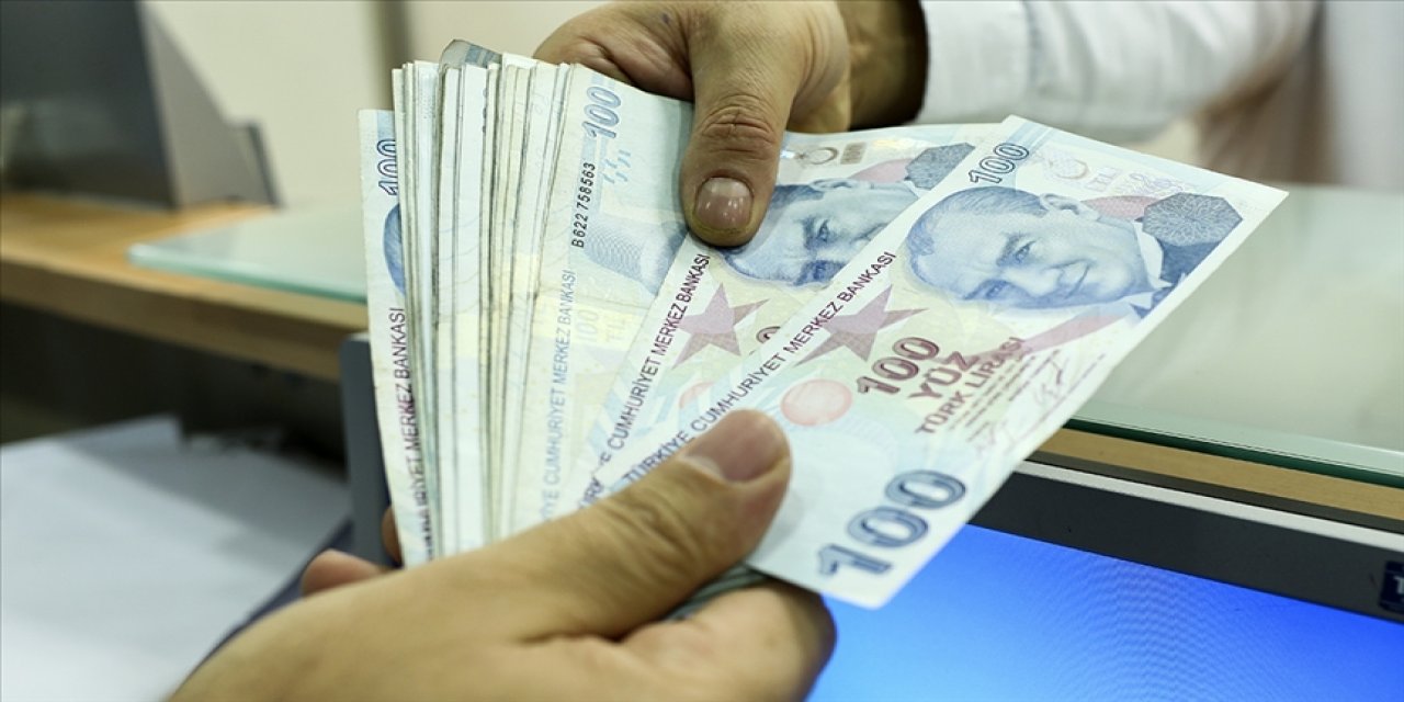 İhtiyaç sahibi emeklilere 5 bin lira verilecek: Başvuru için..