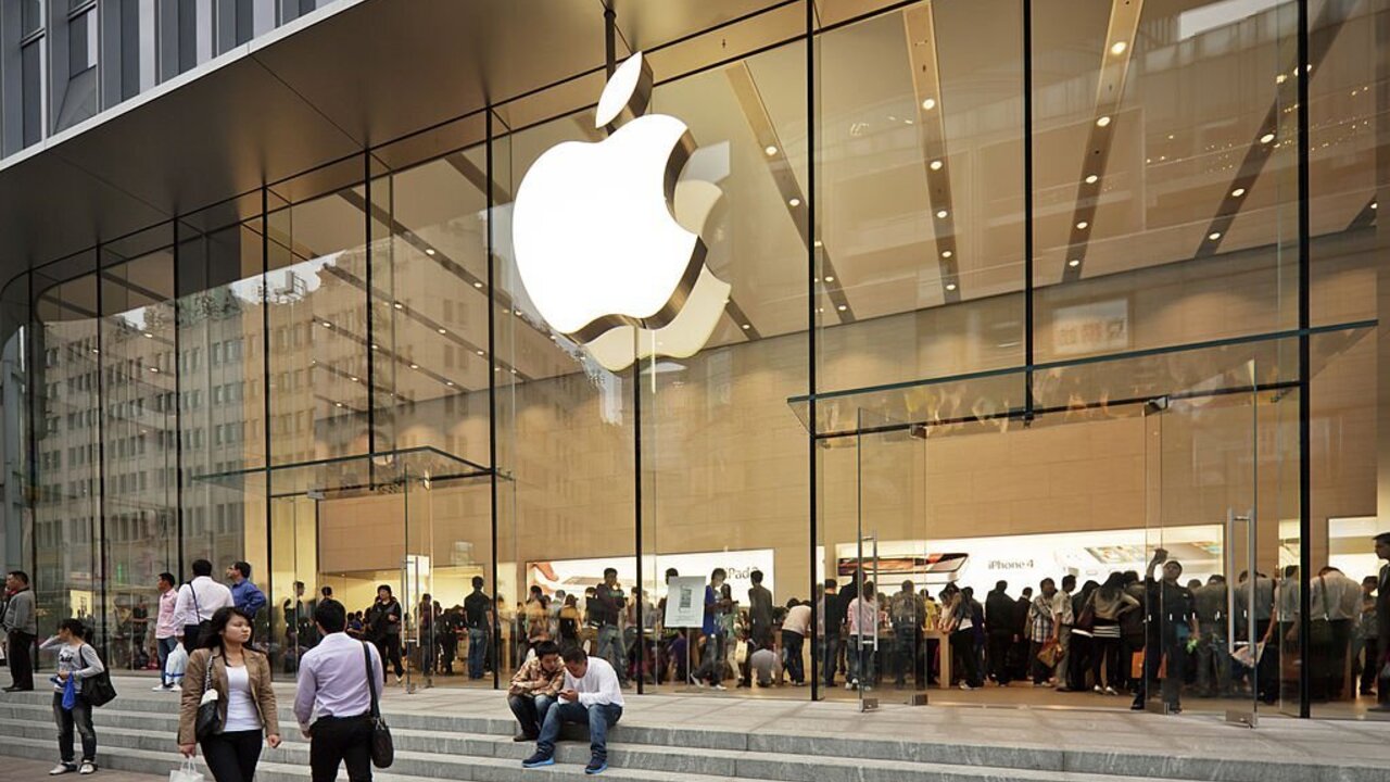 Apple, düşük vergili iPhone Modeli İle Türkiye pazarında yerini alıyor