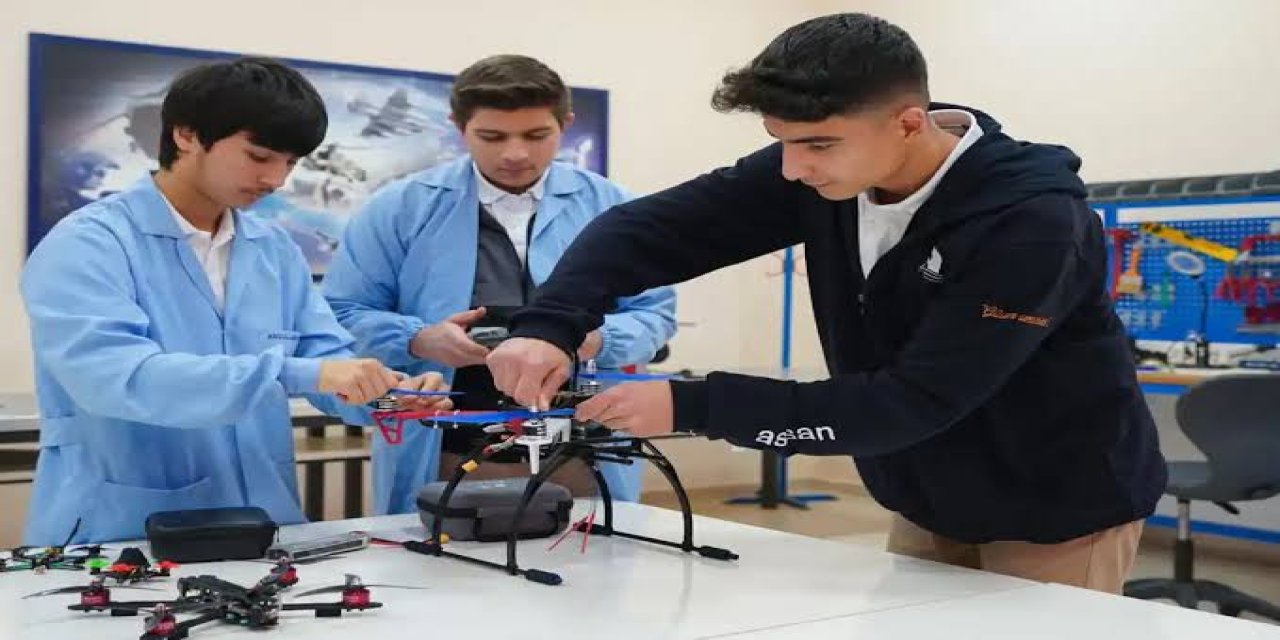 Yarıyıl tatilinde ortaokul öğrencileri için ücretsiz meslek edindirme kursları