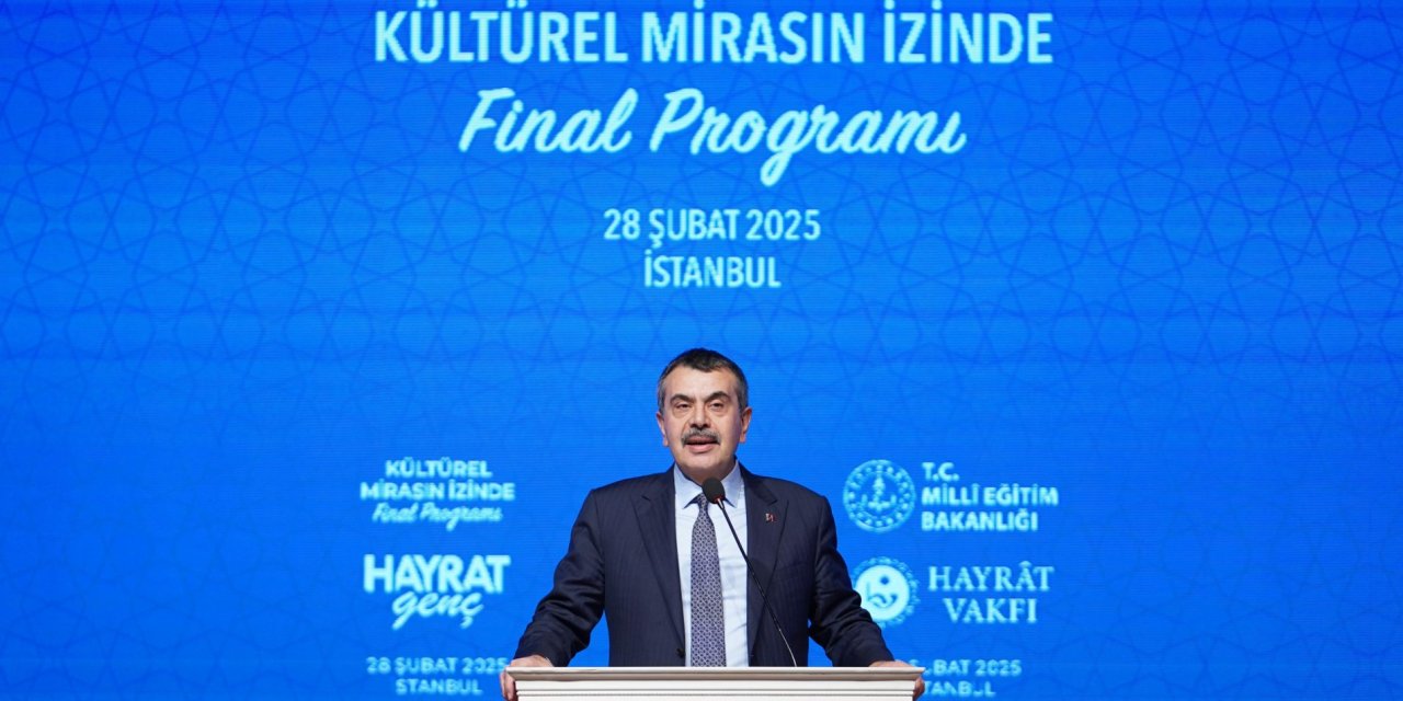 Bakan Tekin Ramazan ayına yönelik okullardaki etkinlikleri eşleştirenlere yanıt verdi