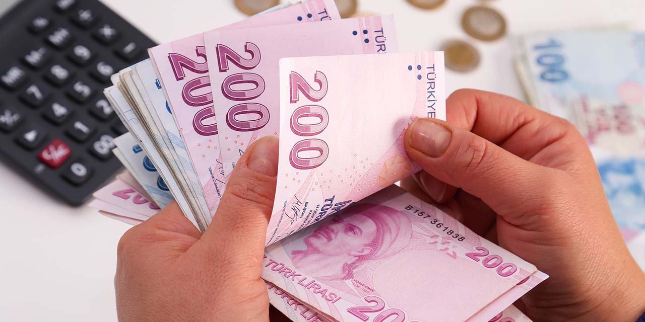 Emeklilerin bayram ikramiyesi kaç TL olacak