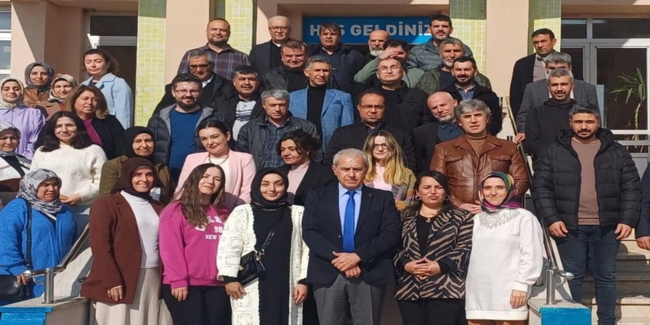 Öğretmenler Aralarında Topladıkları Bütçeyle 80 Öğrenciye Destek Oldu