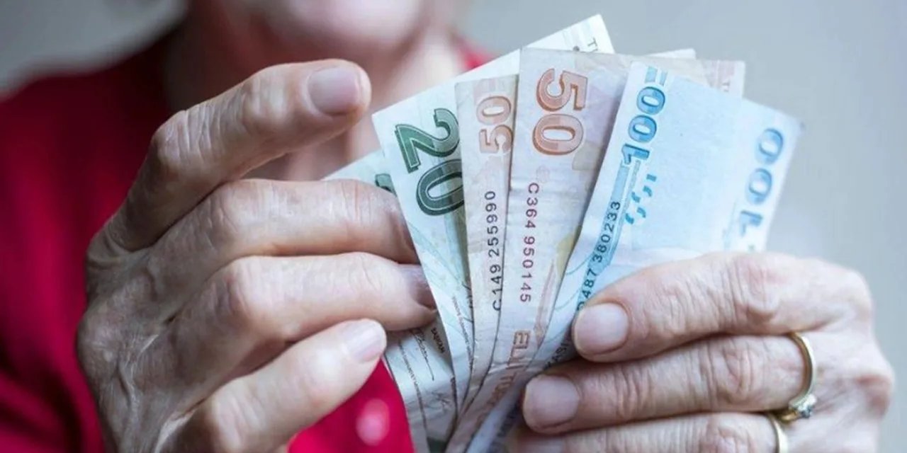 Emekliye ek 5 bin TL ikramiye müjdesi