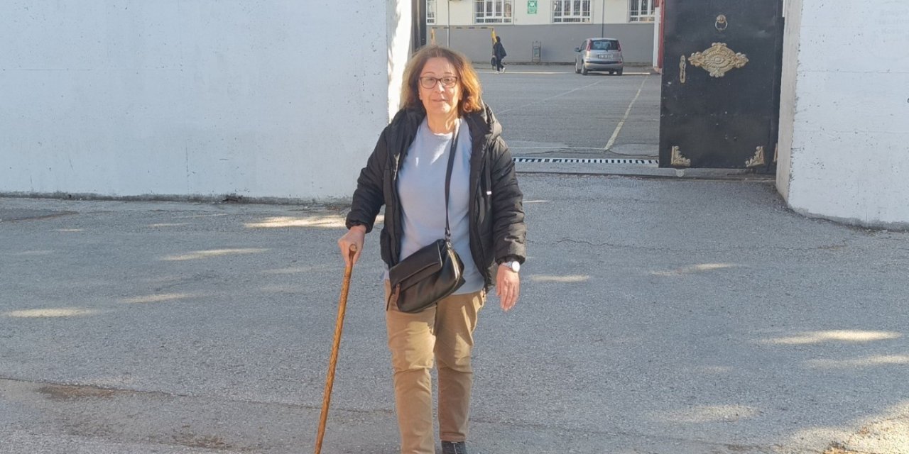 MS hastası Sevgi öğretmen 700 bin TL dolandırıldı