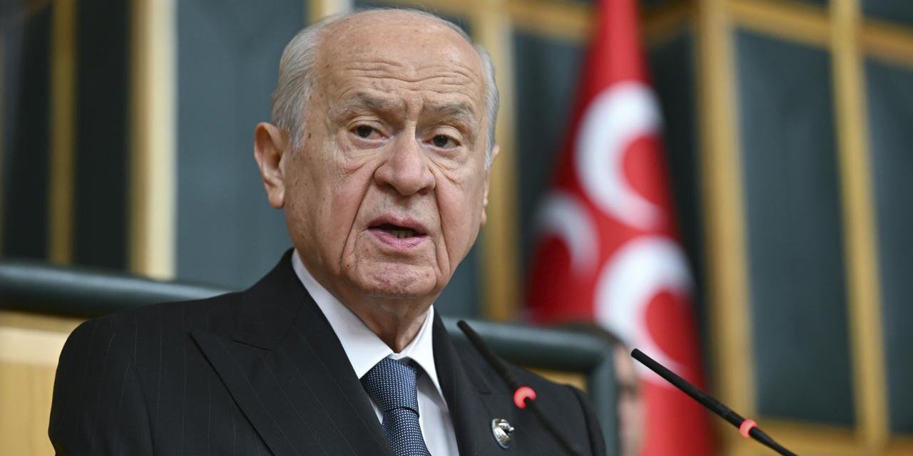 Devlet Bahçeli'den Özgür Özel'in eleştirdiği Bakan Yusuf Tekin'e tam destek!