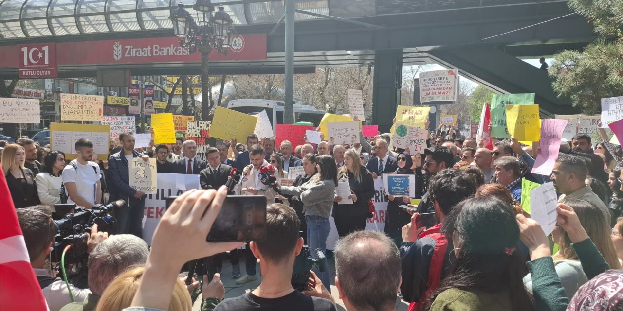 Öğretmenler Ek Atama ve Adil Kontenjan İçin 27 Nisan'da Ulus'ta!