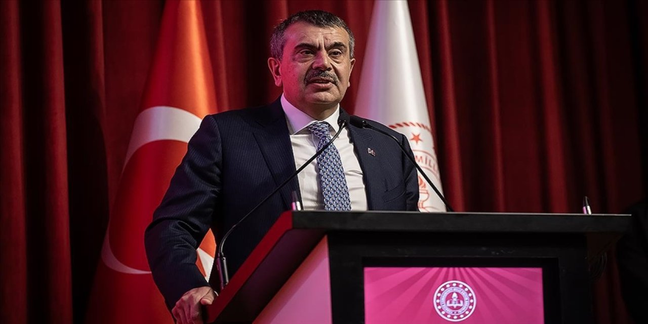 Bakan Tekin: "Aziz milletimiz, bu vatanın kıymetini bilen ve geleceğini sahiplenen genç bir kuşağa sahiptir"