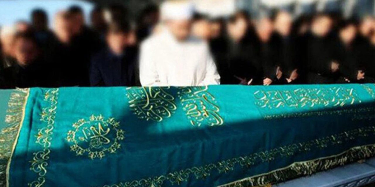 Beyin Kanaması Geçiren Genç Öğretmen Hayatını Kaybetti