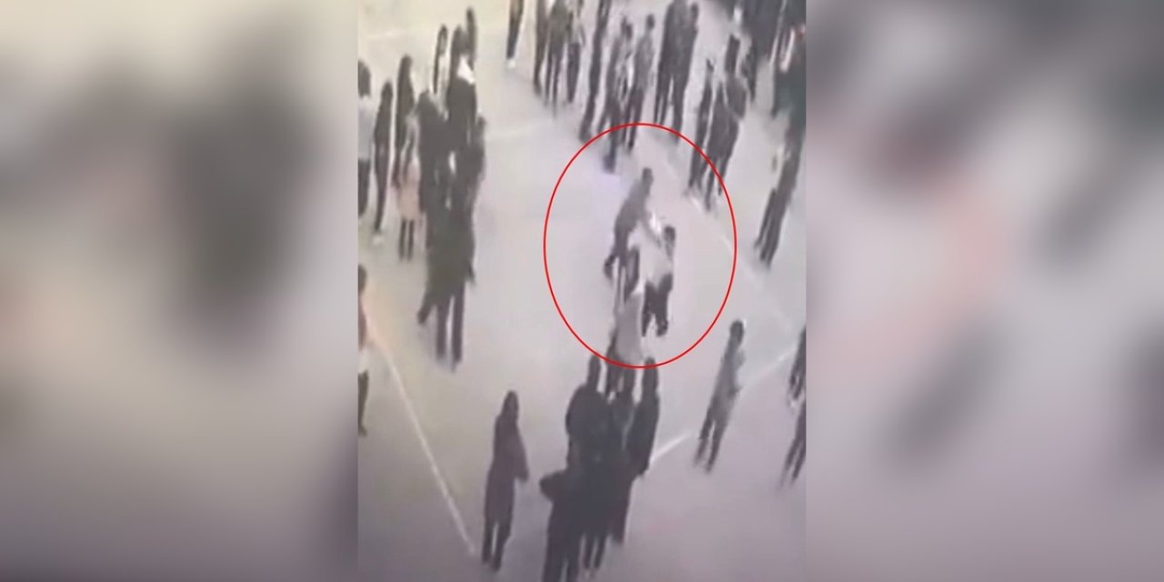 Öğrencisini Döven Öğretmene Para Cezası