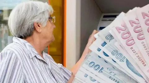 Öğretmen Emekli Maaşı Hakkında Merak Edilenler
