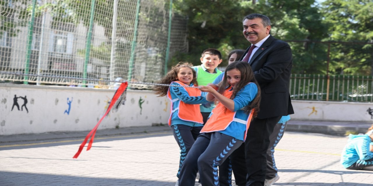 Karneler Öncesi Son Durak: 75 Bin Okulda "Beceriler Şenliği" Başladı!