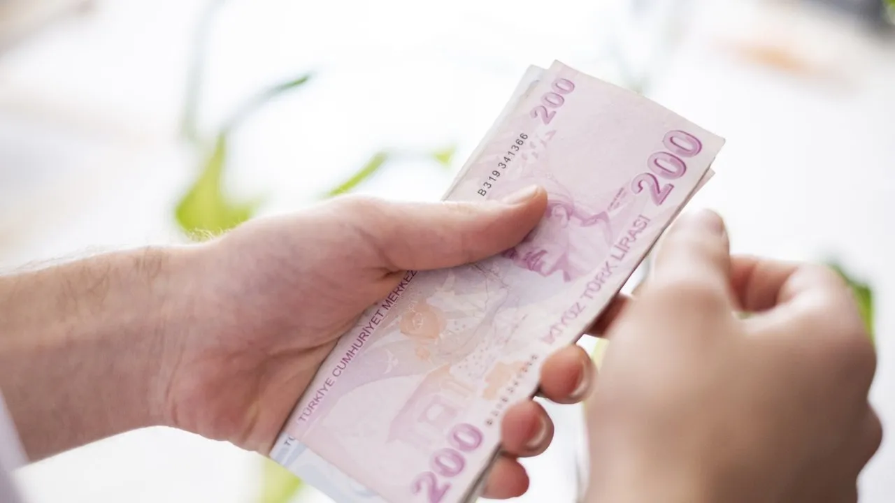Mevduat Faizleri Rekor Kırıyor: 500 Bin TL'nin Aylık Getirisi Ne Kadar Oldu?