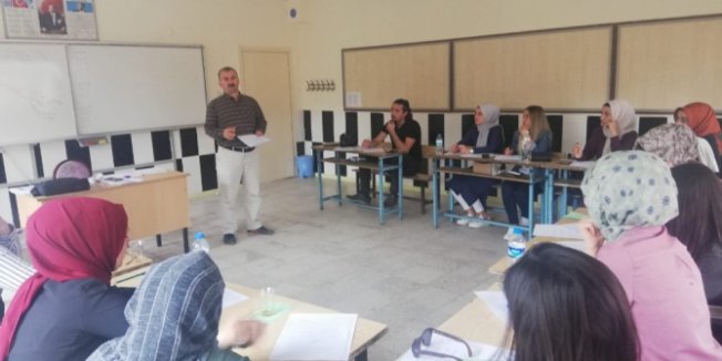 Sorgun’da öğretmenlere eğitim semineri verildi