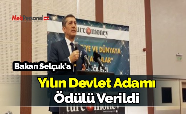 Milli Eğitim Bakanı, Yılın Devlet Adamı ödülünü aldı