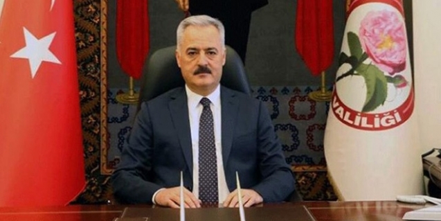 Vali sitem etti: Maske kullanmıyorlar