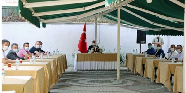 Validen 'temaslı' işçilere uyarı...