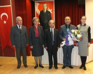 Aes  Başöğretmenlik Onur Ödülü Töreni açıklması