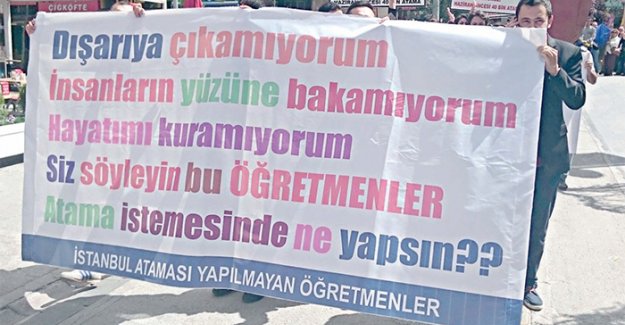 Atama Bekleyen Öğretmenler Aileleriyle Birlikte  Eylem Yaptı