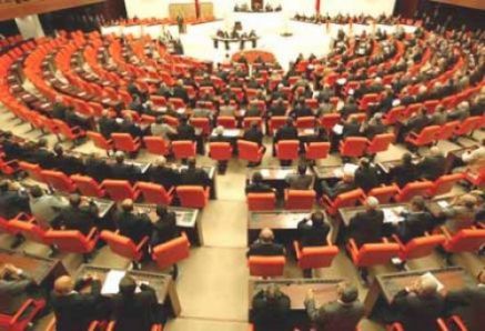 Atanamayan Öğretmenler TBMM Gündeminde