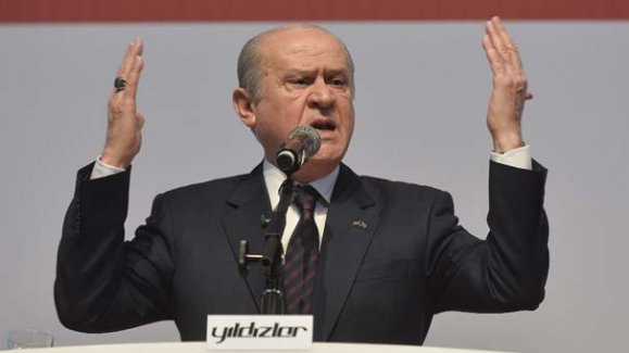 Bahçeli: ''Atanmayı bekleyen öğretmenlerin tamamı sınıflarına kavuşacak''