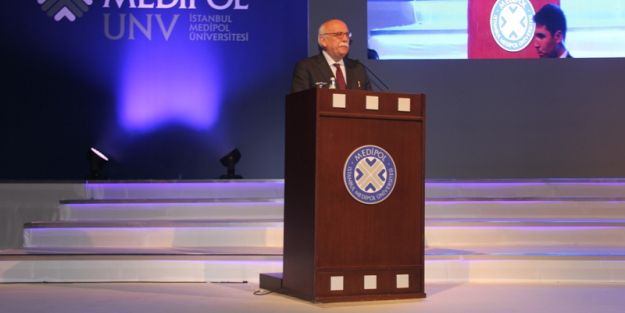 Bakan Avcı, İstanbul Medipol Üniversitesi Mezuniyet Törenine Katıldı