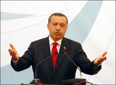 Başbakan, Herkes öğretmen olabilir, ama herkesi atayamayız