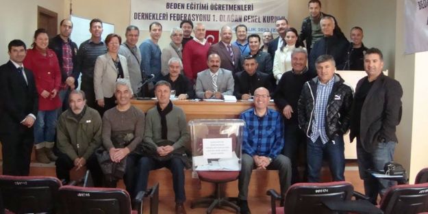 Beden eğitimi Öğretmenleri İzmir'de toplandı