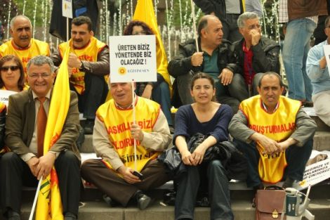 Eğitim-Sen'den Oturma Eylemi