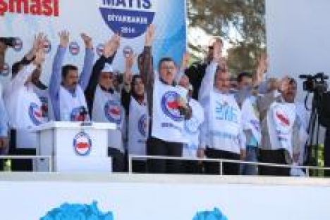 Gündoğdu: Bin 212 kardeşimizin idamına sessiz kalmayacağız