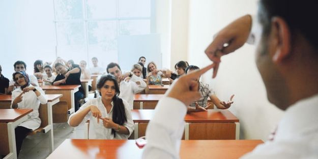 İlk Atamalarda Her Branşa Kontejan verilmeli