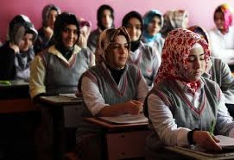 İmam Hatip Liselerine Yönlendirme Yapılıyor