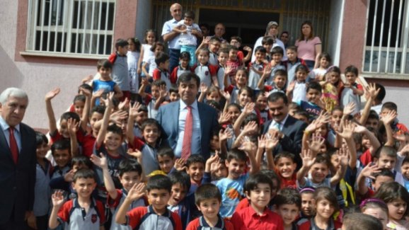 MEB Müsteşarı Yusuf TEKİN Şanlıurfa´ da Okul Ziyaretlerinde Bulundu