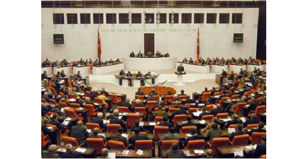 Öğretmen Atamalarını İçeren Torba Yasa Kabul Edildi