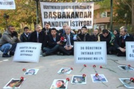 OTURMA EYLEMİNDEKİ ATAMASI YAPILMAYAN ÖĞRETMENLERE DESTEK VERDİK