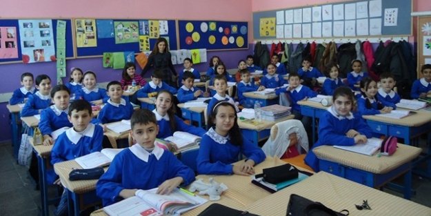 Sınıf öğretmenliğine neden 6 bin kadro verildi?