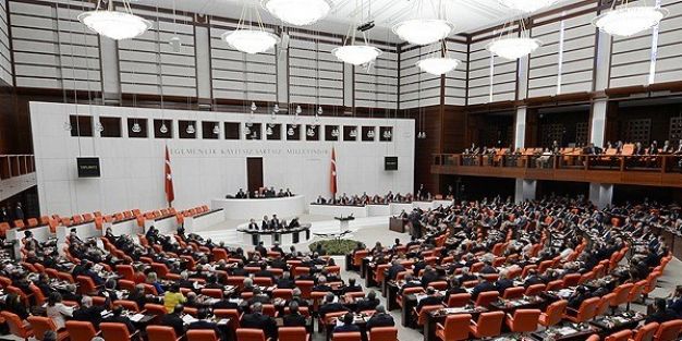 TBMM'de olağanüstü mesai (Öğretmen Atamaları Görüşülecek)