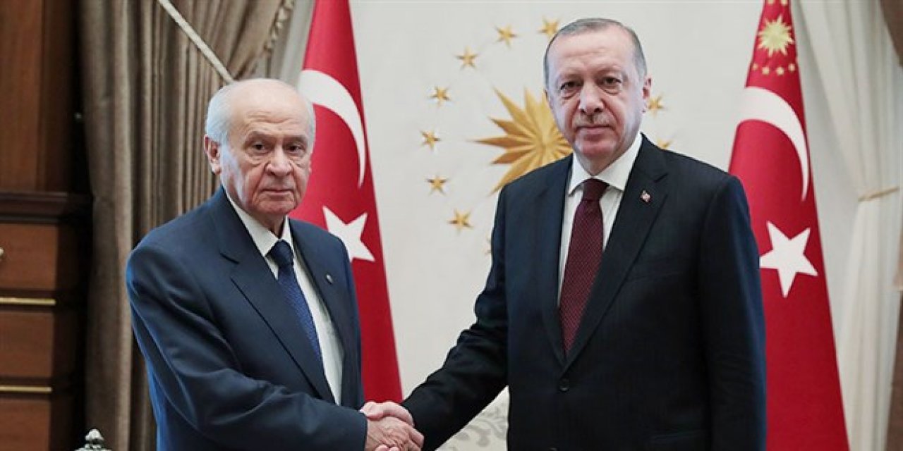 Anayasa için bilim kurulu oluşturuluyor