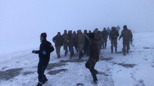 Tatvan'da askeri helikopter kazası: 9 şehit, 4 yaralı