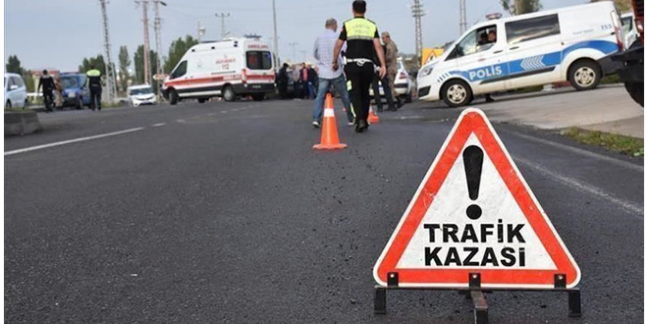 Adana'da servis minibüsünün çarptığı çocuk yaşamını yitirdi