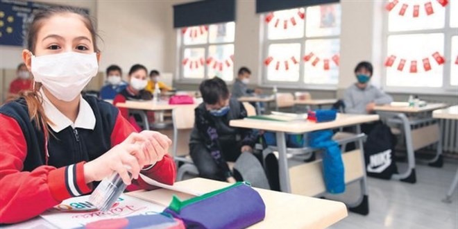 Bu ilde kovid-19 nedeniyle bir okulda eğitime ara verildi