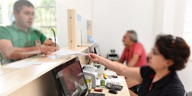 Vergi daireleri bugün kaçta kaptılacak?