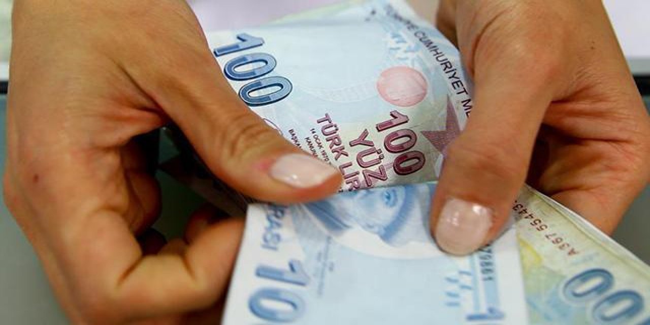 Burs ve kredi ödemeleri başladı