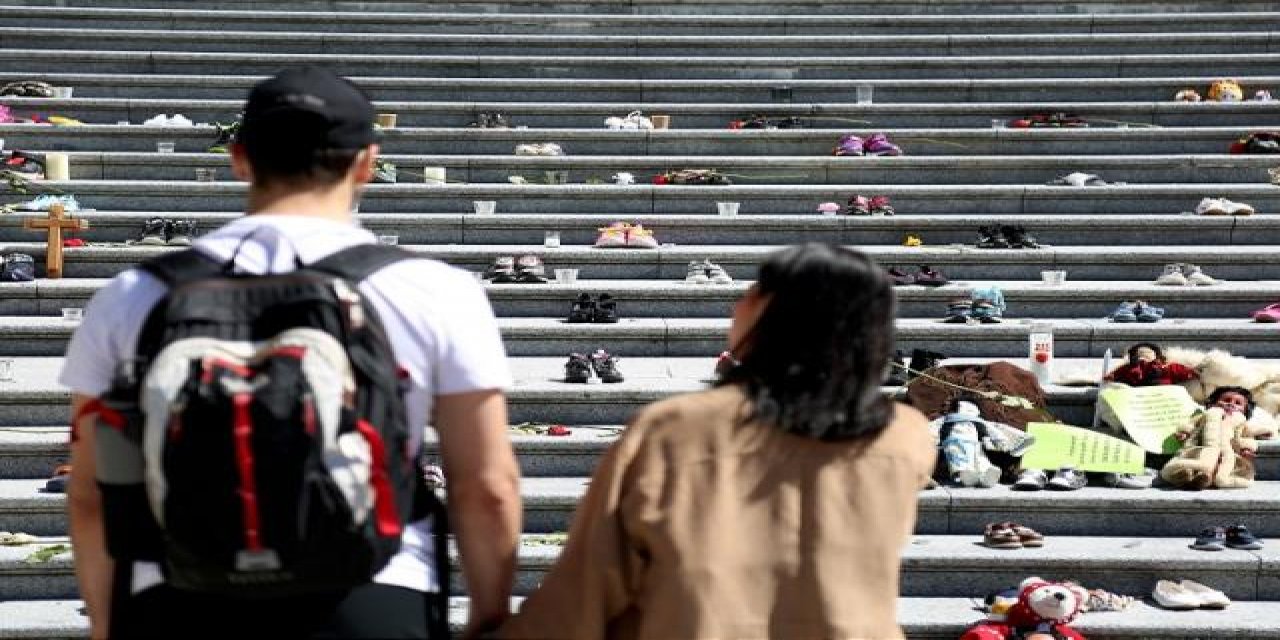 1000'den fazla çocuğun cansız bedeni bulundu!